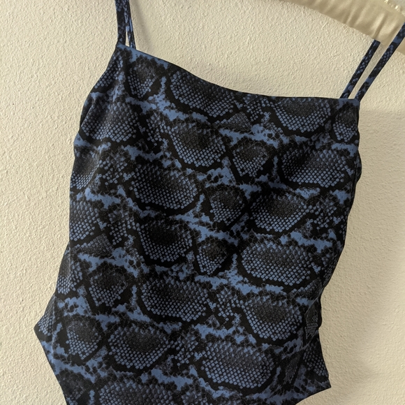 {Vitamin A} Brand New Jenna High Leg One Piece - Picture 4 of 9